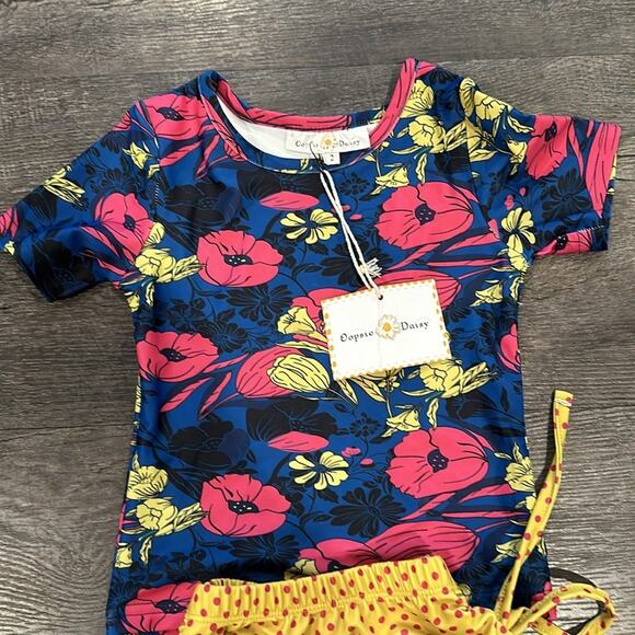 Oopsie Daisy 2T Floral/Polka Dot Rashguard Two-Piece Swim - Picture 2 of 4